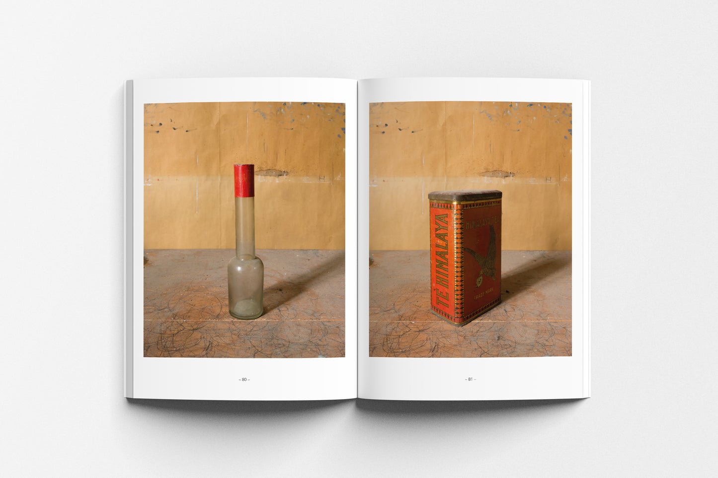 Morandi's Objects. The Complete Archive of Casa Morandi. Wood-Grained Pitcher | Collector's Edition